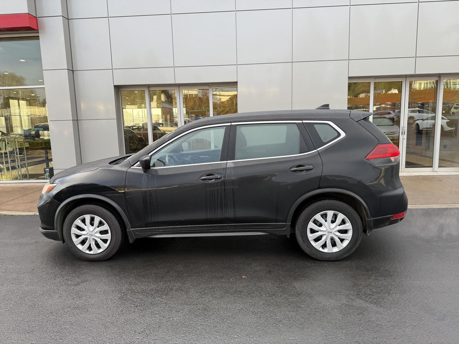 2020 Nissan Rogue S photo 2