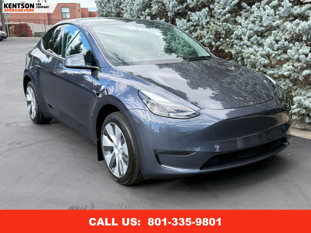 2023 Tesla Model Y Long Range photo 12