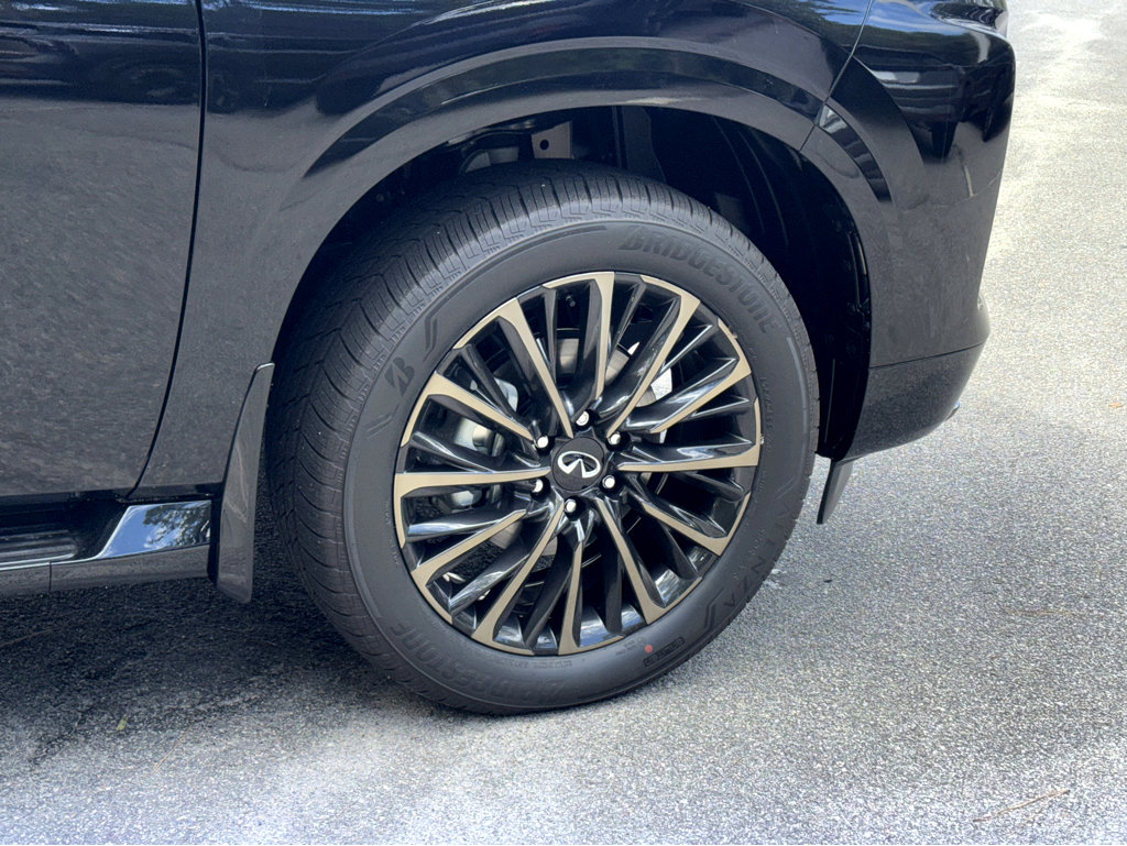 2026 Infiniti QX80 photo 28