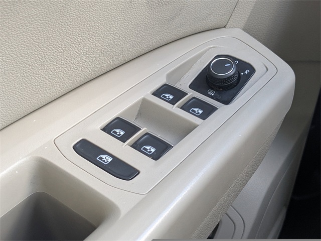 2019 Volkswagen Atlas V6 SEL R-Line photo 19