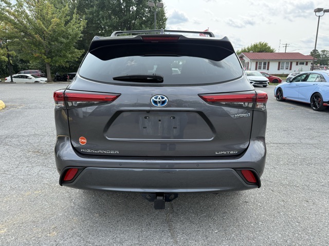 2021 Toyota Highlander Hybrid Limited photo 4