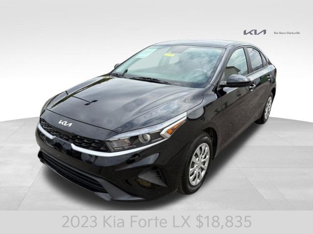 2023 Kia Forte LX photo 3
