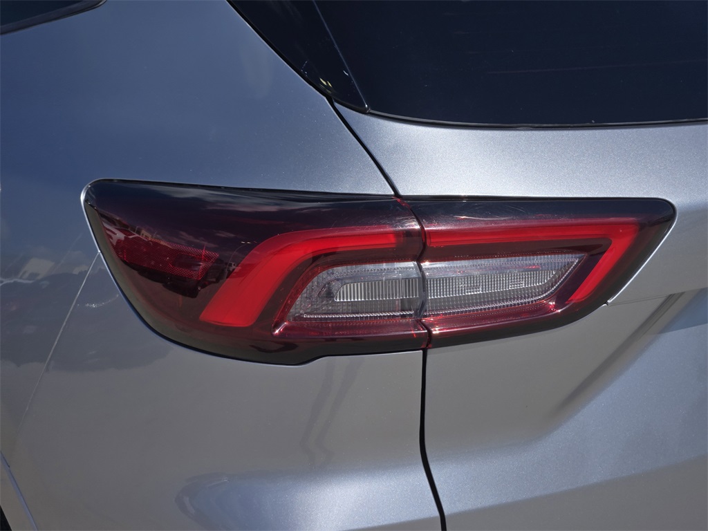 2024 Ford Escape ST-Line photo 4