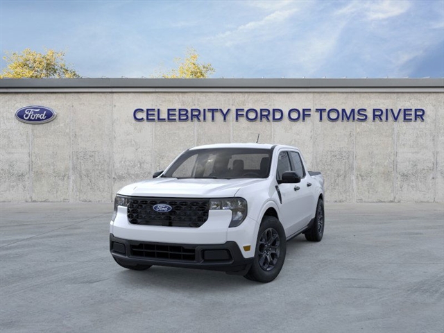 2025 Ford Maverick XLT photo 2