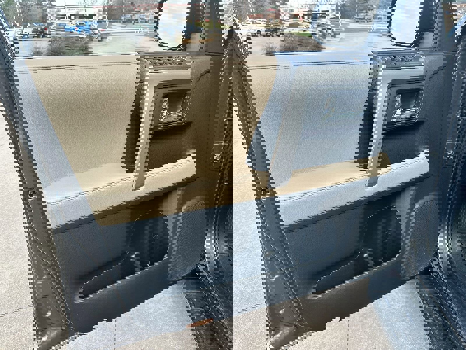 2020 Toyota 4Runner SR5 Premium 2WD photo 12
