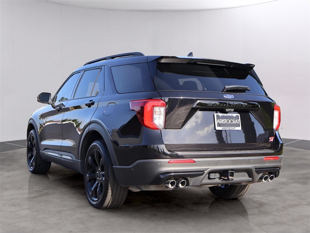 2021 Ford Explorer ST photo 6