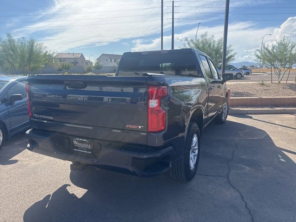 2022 Chevrolet Silverado 1500 RST photo 3