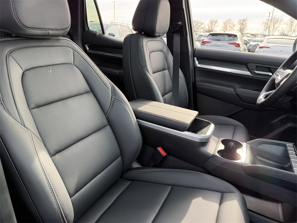 2026 GMC TERRAIN - Image 38