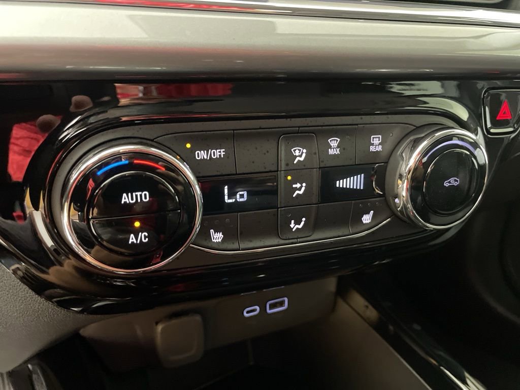 2026 Chevrolet Trax LT photo 27
