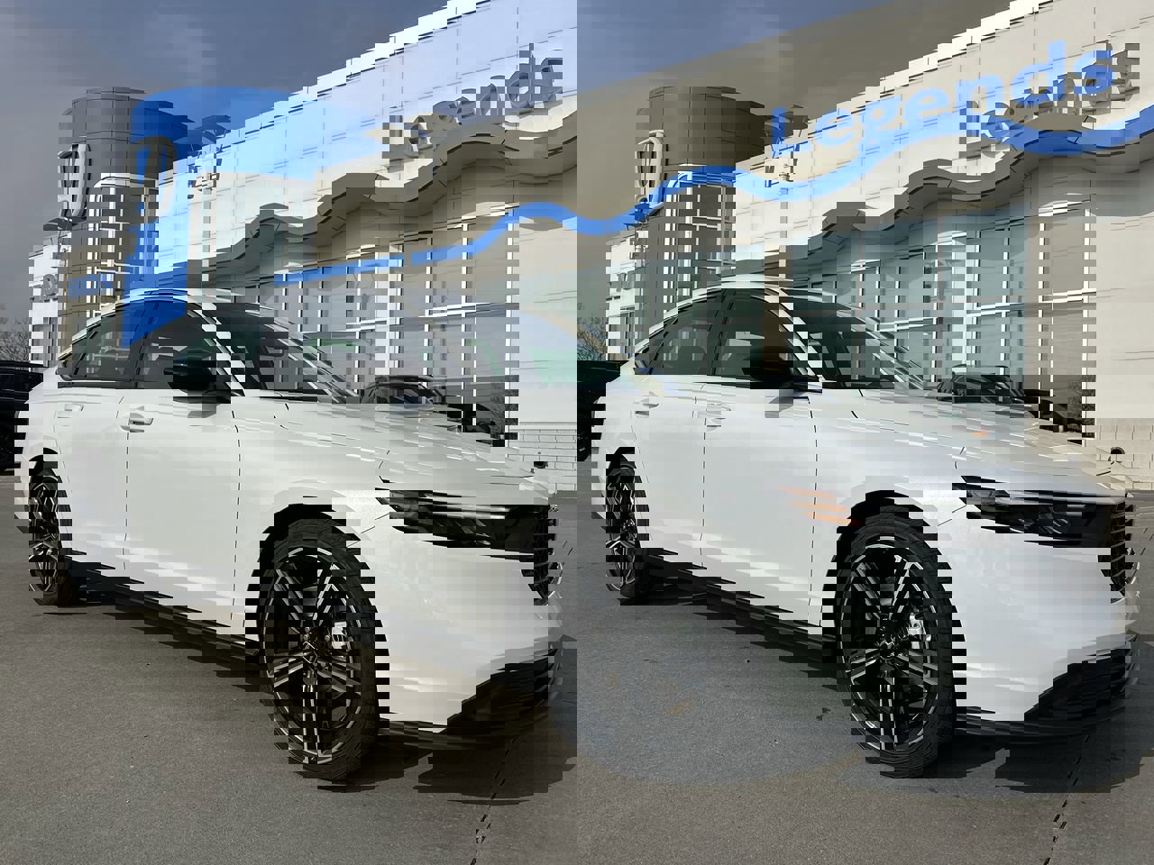 2025 Honda Accord Hybrid Sport's photo