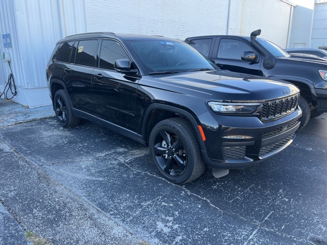 2022 Jeep Grand Cherokee Altitude photo 4