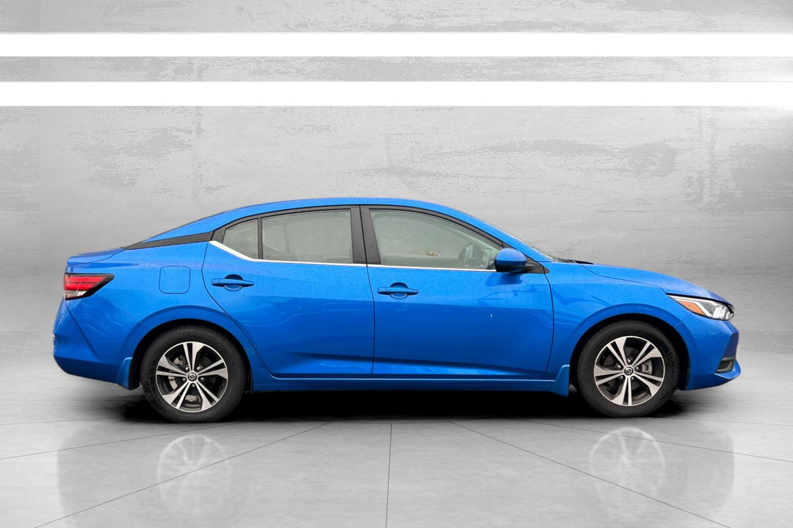 2022 Nissan Sentra SV photo 3