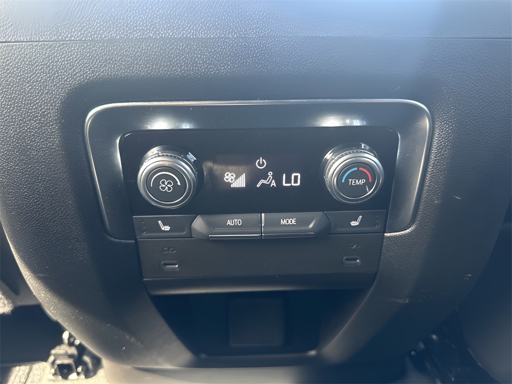 2025 Gmc Yukon AT4 photo 15