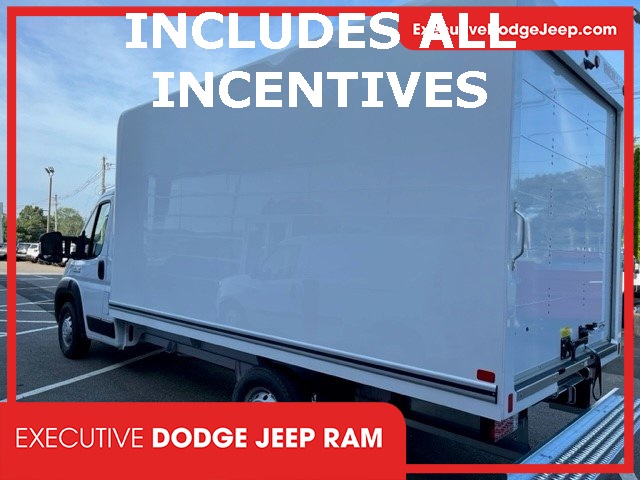 2024 Ram 3500 Tradesman photo 3