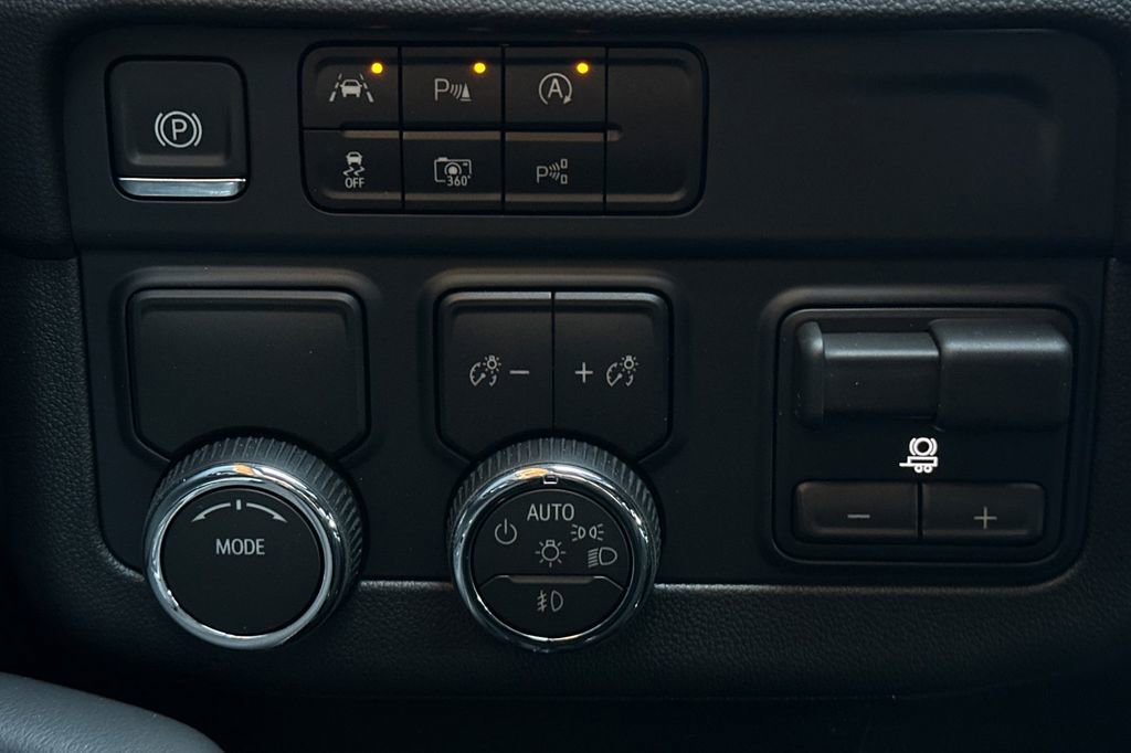 2026 Chevrolet Tahoe Premier photo 33