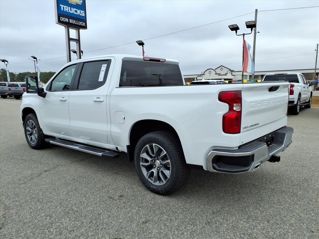 2026 Chevrolet Silverado 1500 LT photo 3