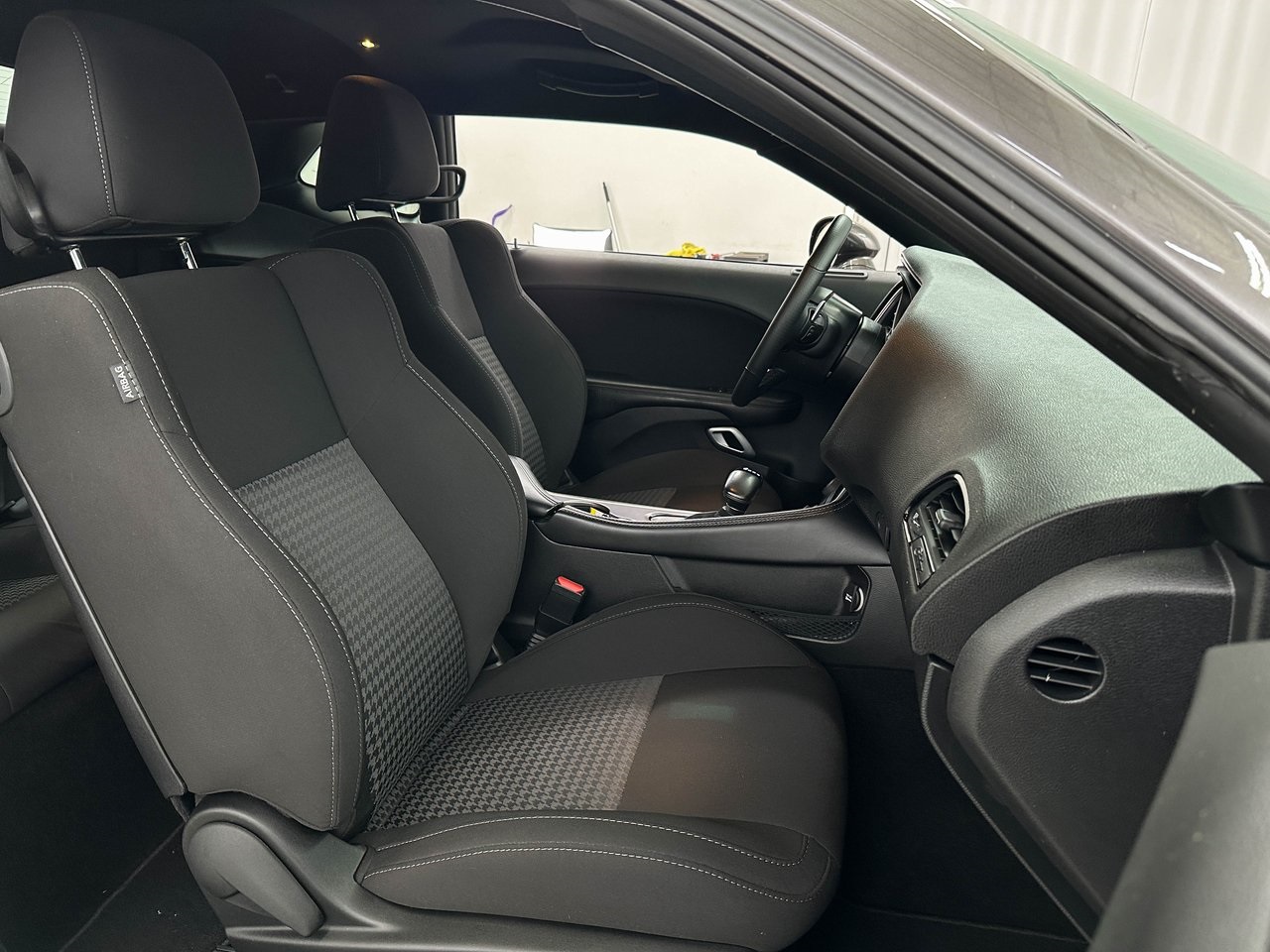 2022 Dodge Challenger GT photo 18