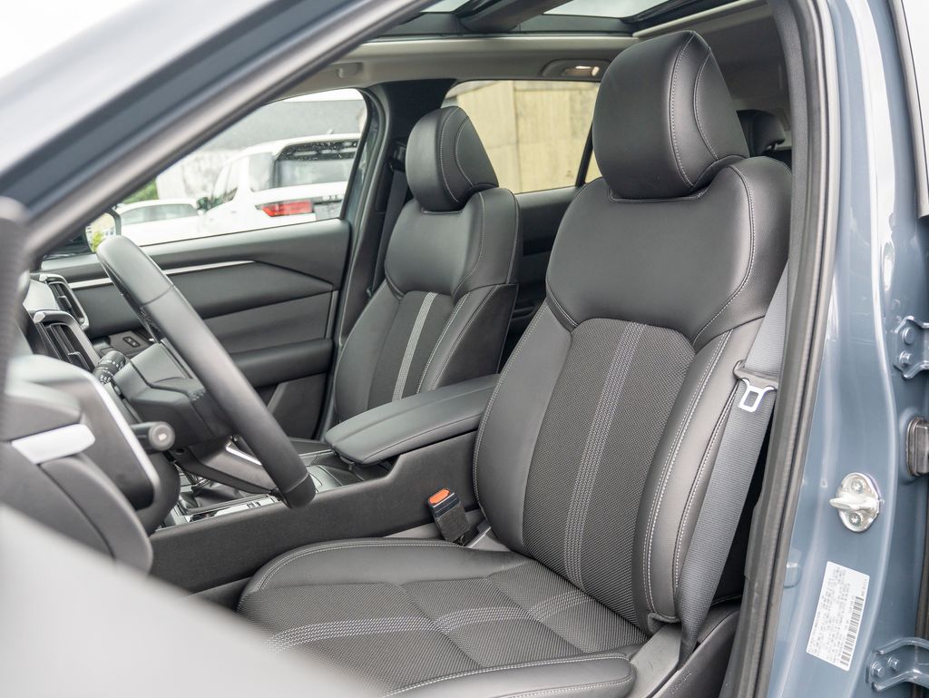 2024 Mazda CX-50 2.5 S Premium photo 15