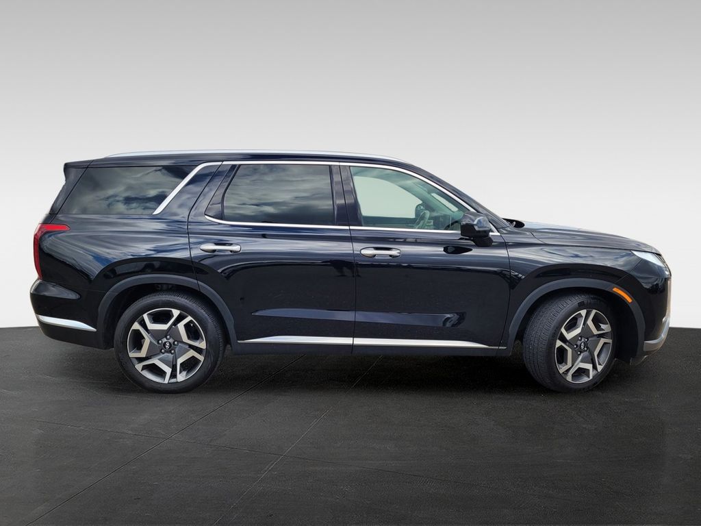 2024 Hyundai Palisade Limited photo 3