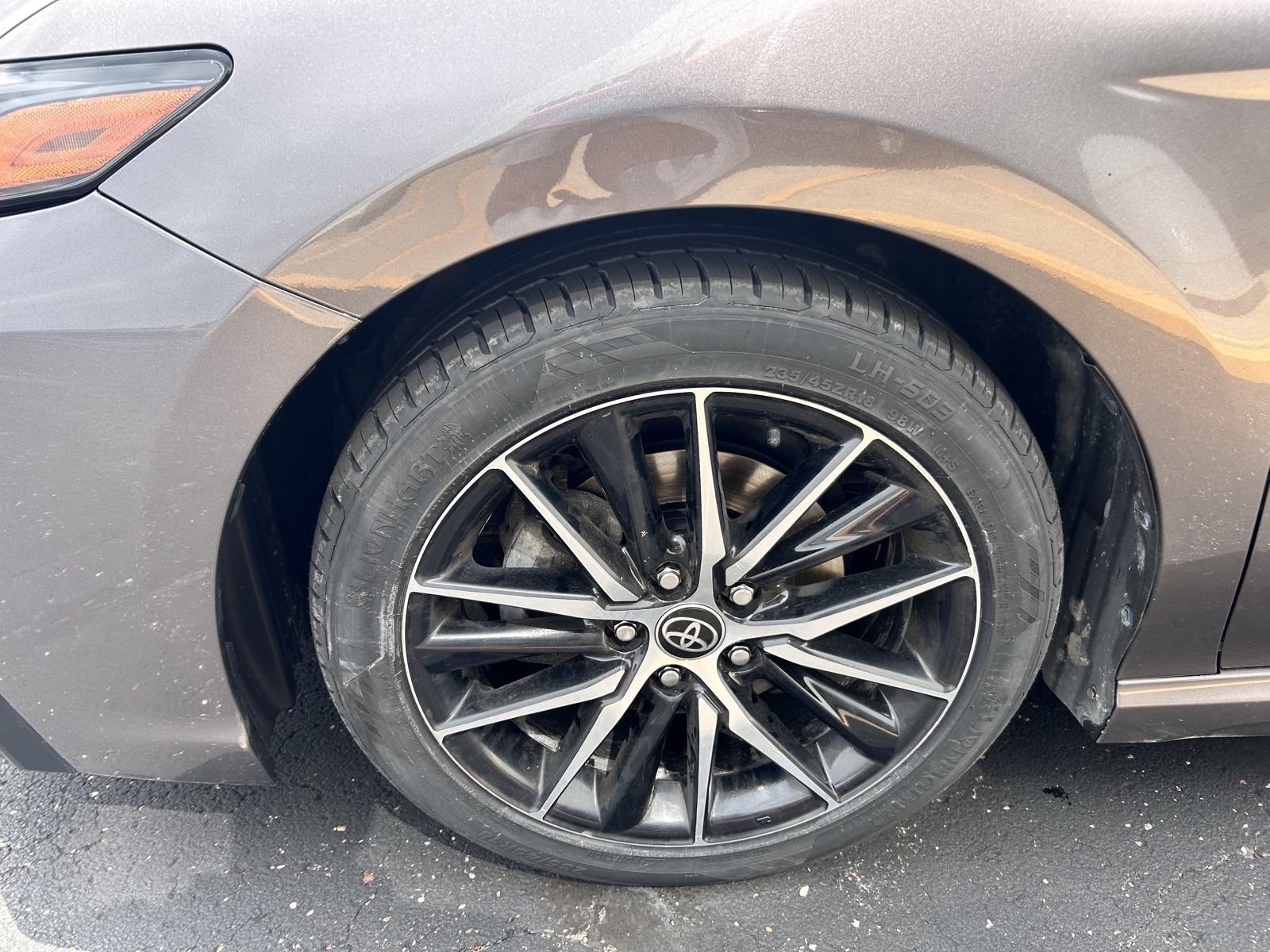 2022 Toyota Camry SE photo 6