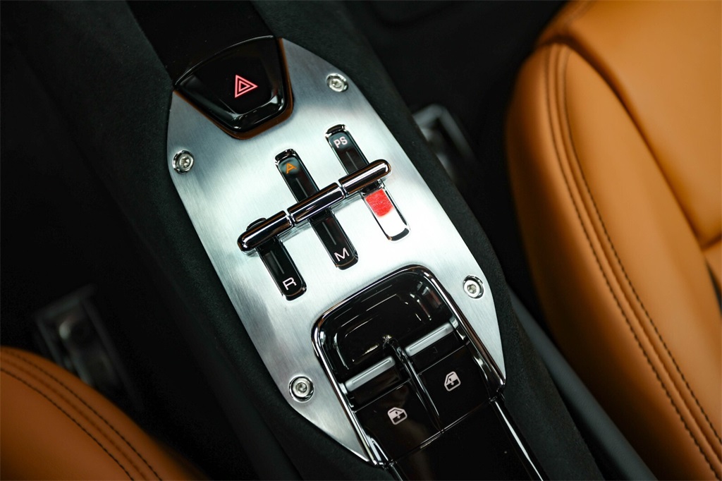 2025 Ferrari 296 GTB photo 29