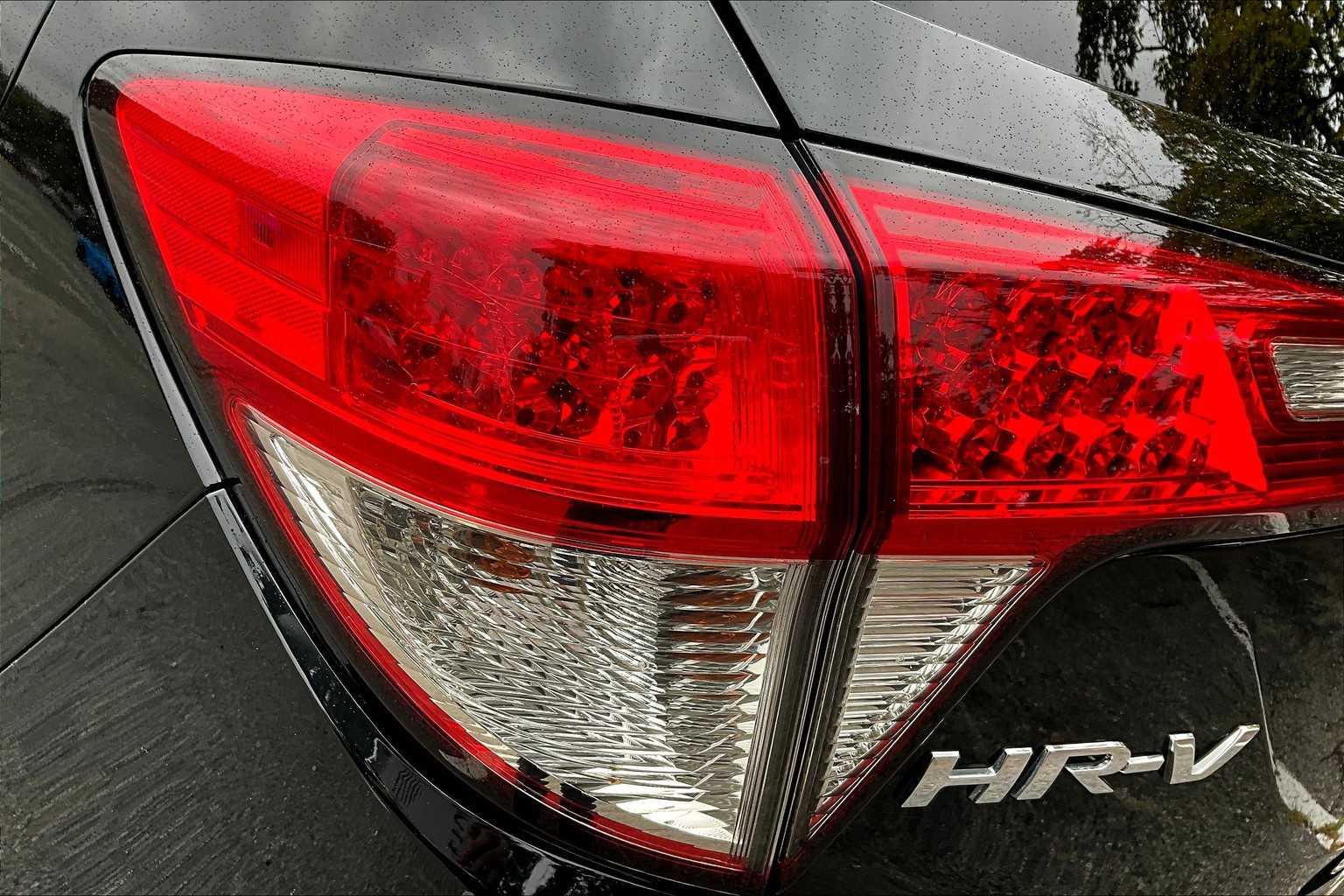 2021 Honda HR-V Sport photo 26