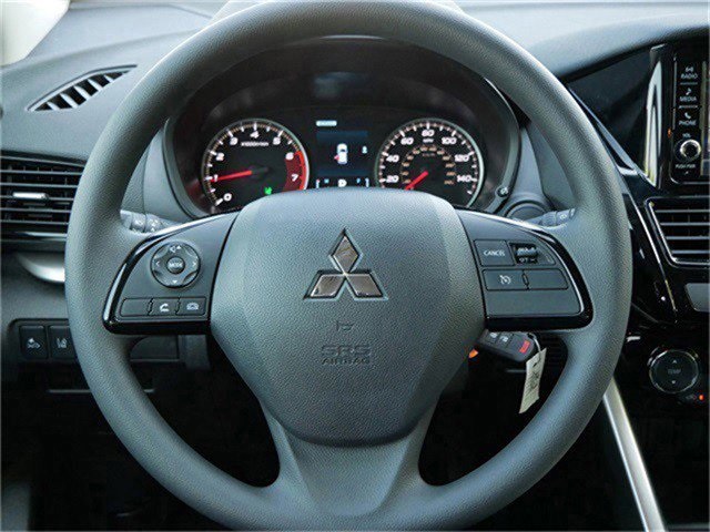2025 Mitsubishi Eclipse Cross ES photo 8