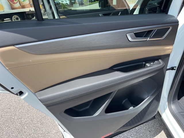 2025 Volkswagen Atlas Cross Sport SE photo 11