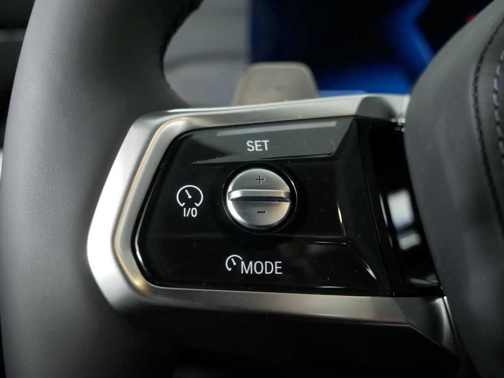 2025 Bmw 750e 750e xDrive photo 33
