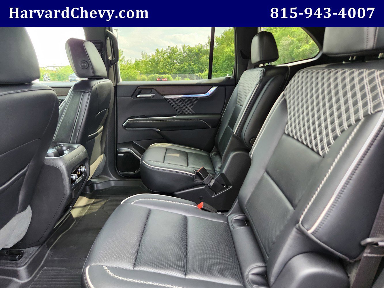 2024 Gmc Acadia Denali photo 27
