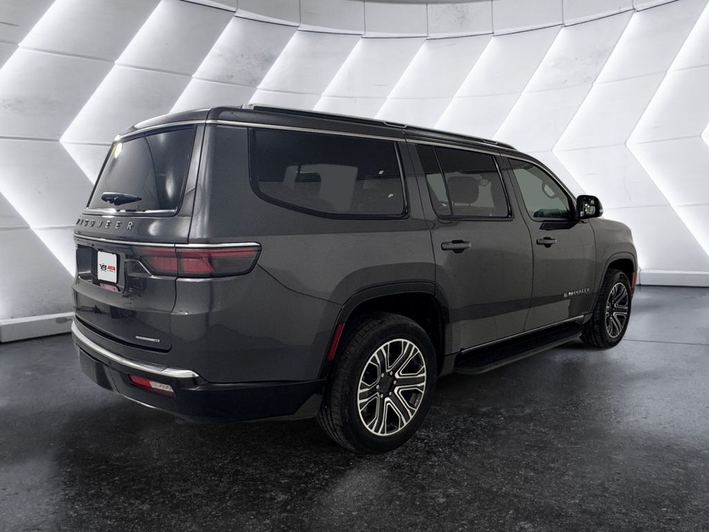 2024 Jeep Wagoneer Series II photo 4