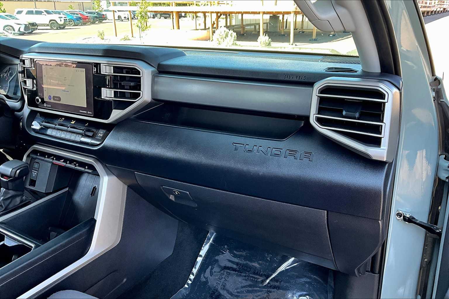 2024 Toyota Tundra CrewMax SR5 photo 18
