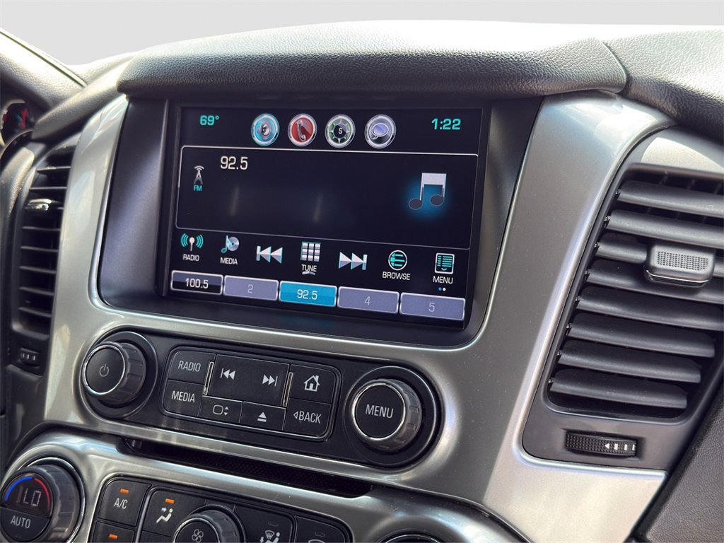 2017 Chevrolet Suburban LS photo 20