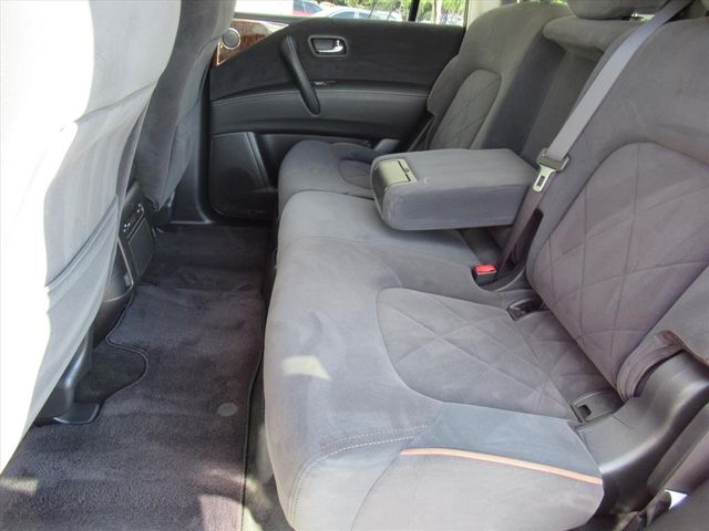 2019 Nissan Armada SV photo 27