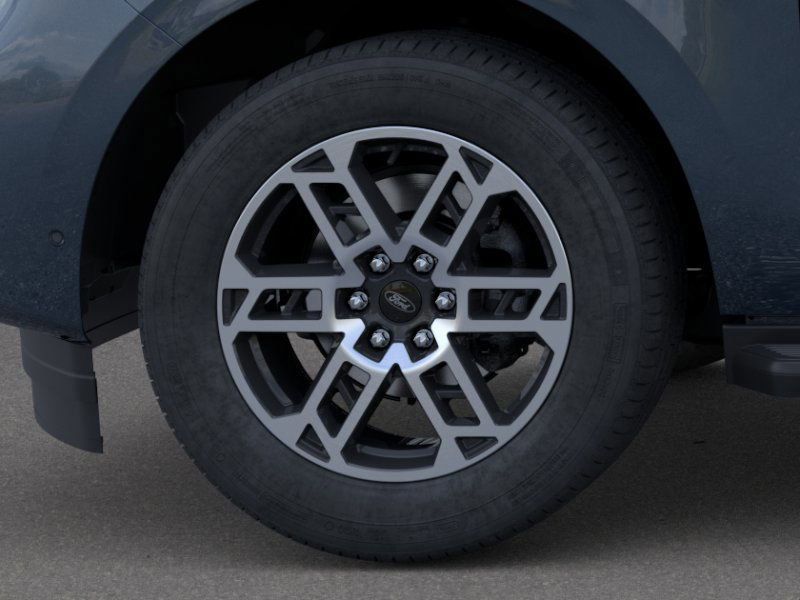 2025 Ford Expedition photo 16