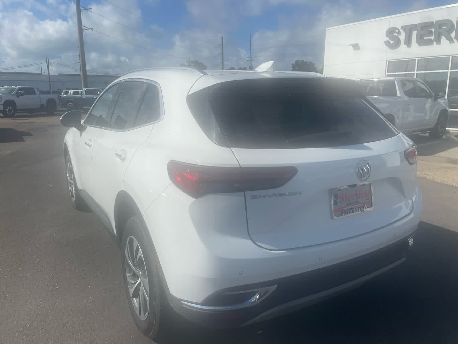 2023 Buick Envision Essence photo 6