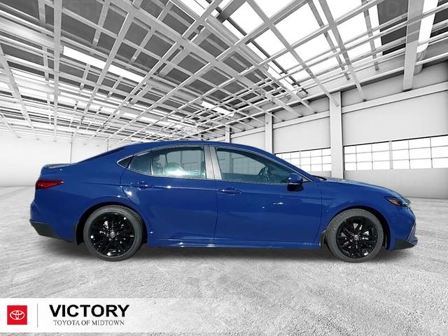 2026 Toyota Camry SE photo 2