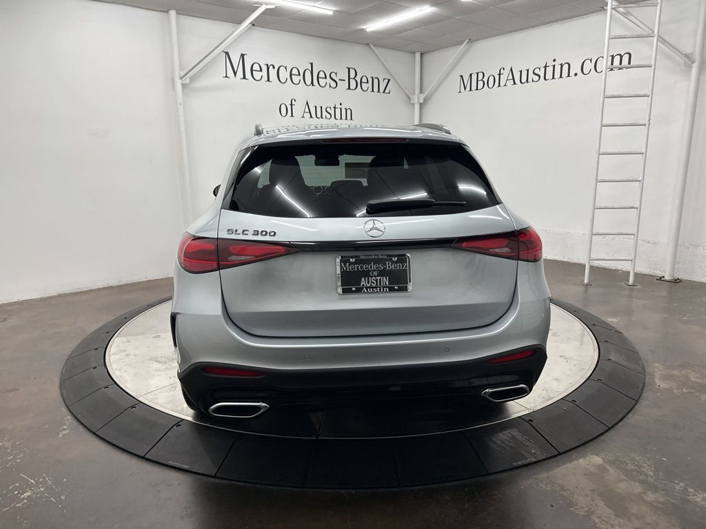 2026 Mercedes Benz GLC 300 photo 4