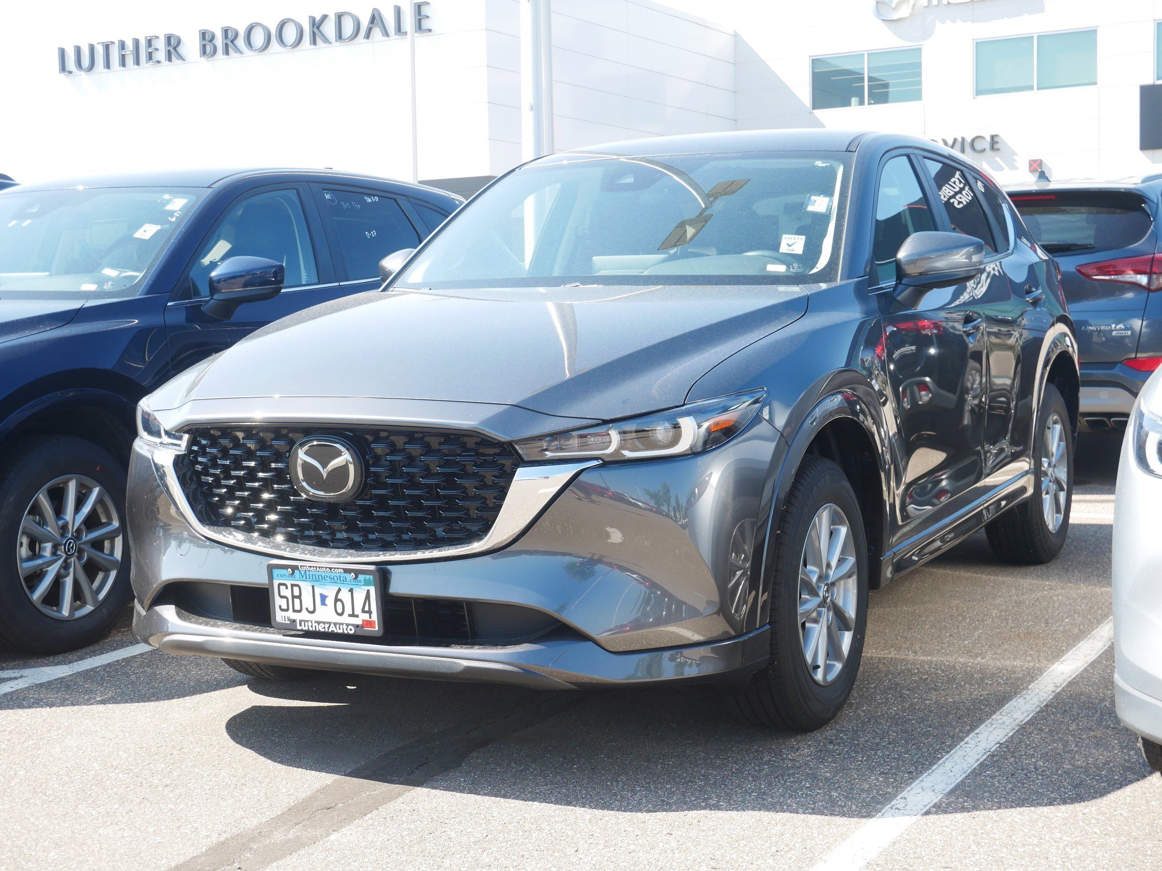 2025 Mazda CX-5 2.5 Select photo 3