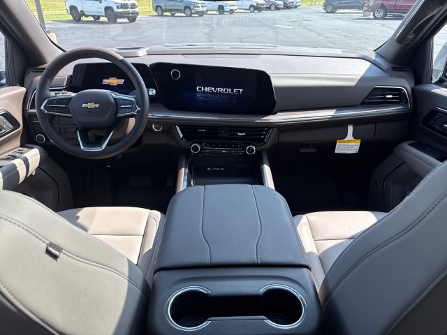 2025 Chevrolet Tahoe LT photo 3