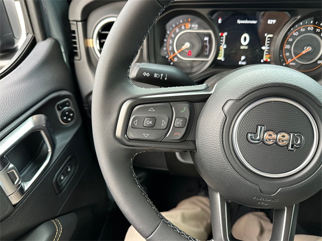 2025 Jeep Gladiator Sport photo 34