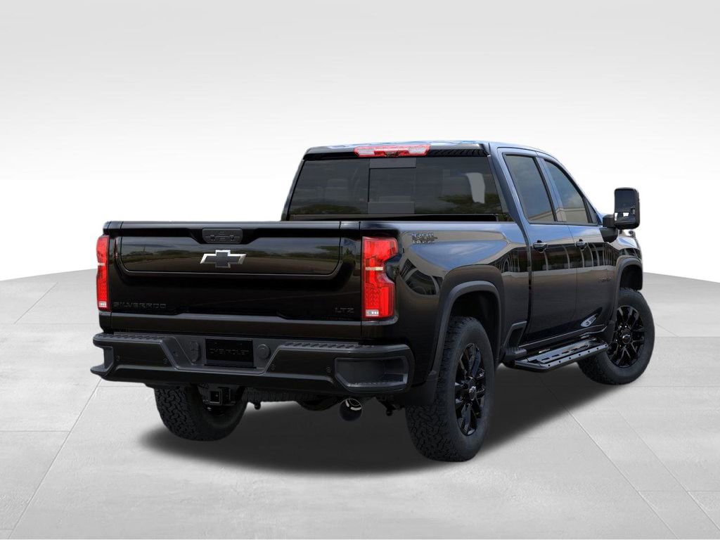 2025 Chevrolet Silverado 2500HD LTZ photo 4