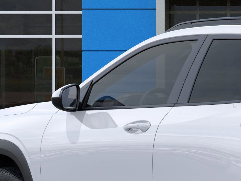 2025 Chevrolet Trax LT photo 11