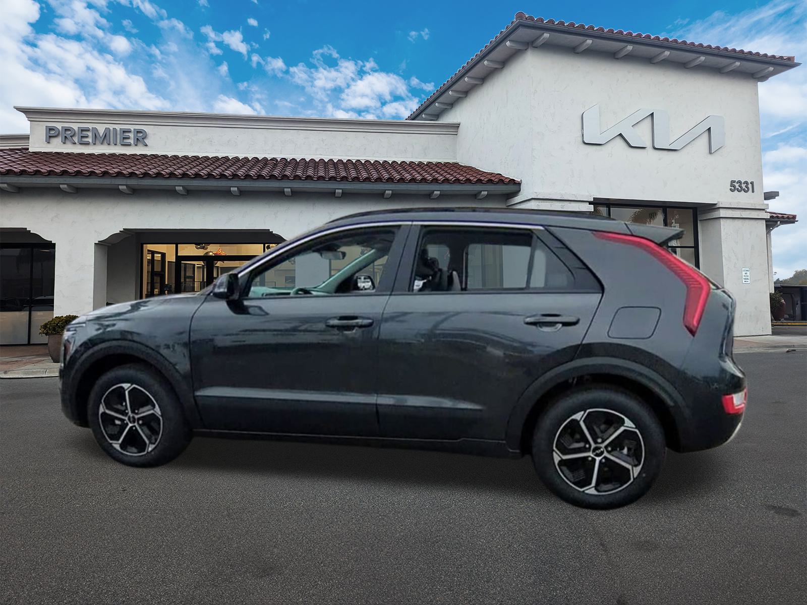 2025 Kia Niro EX photo 5