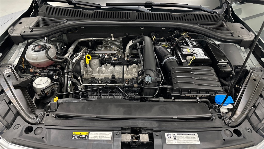 2019 Volkswagen Jetta SEL Premium photo 10