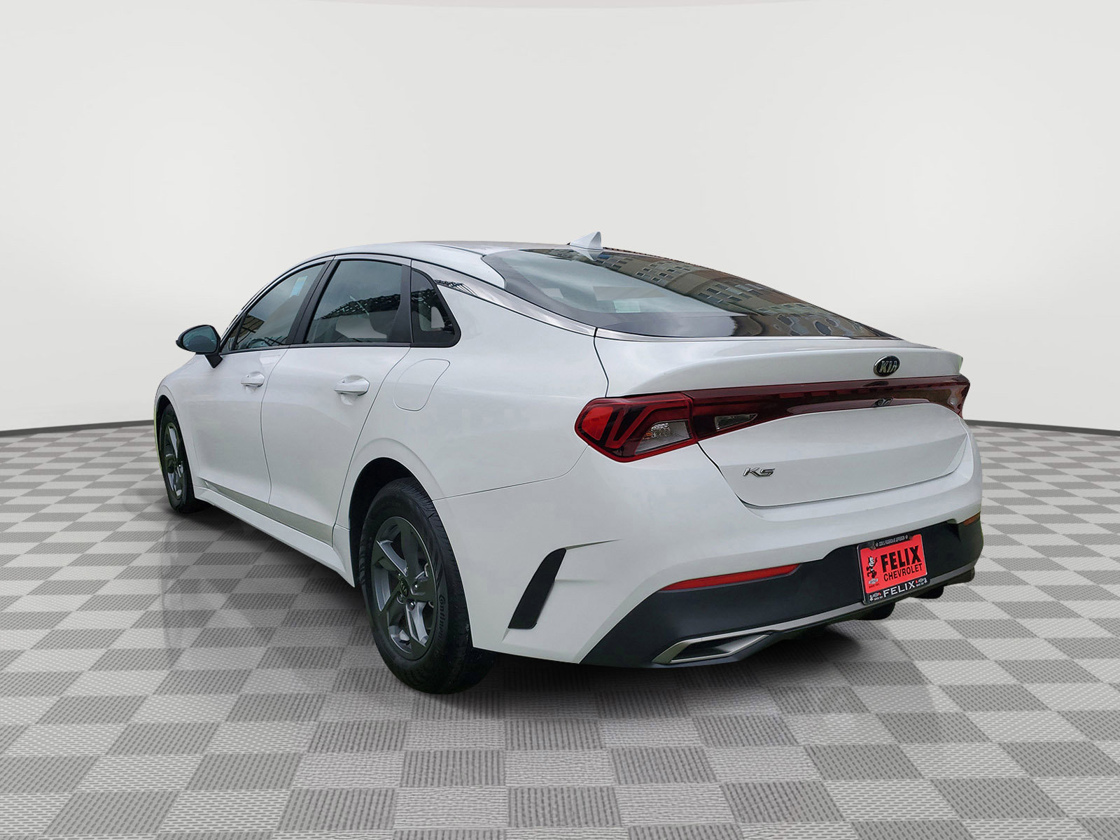 2021 Kia K5 LX photo 4