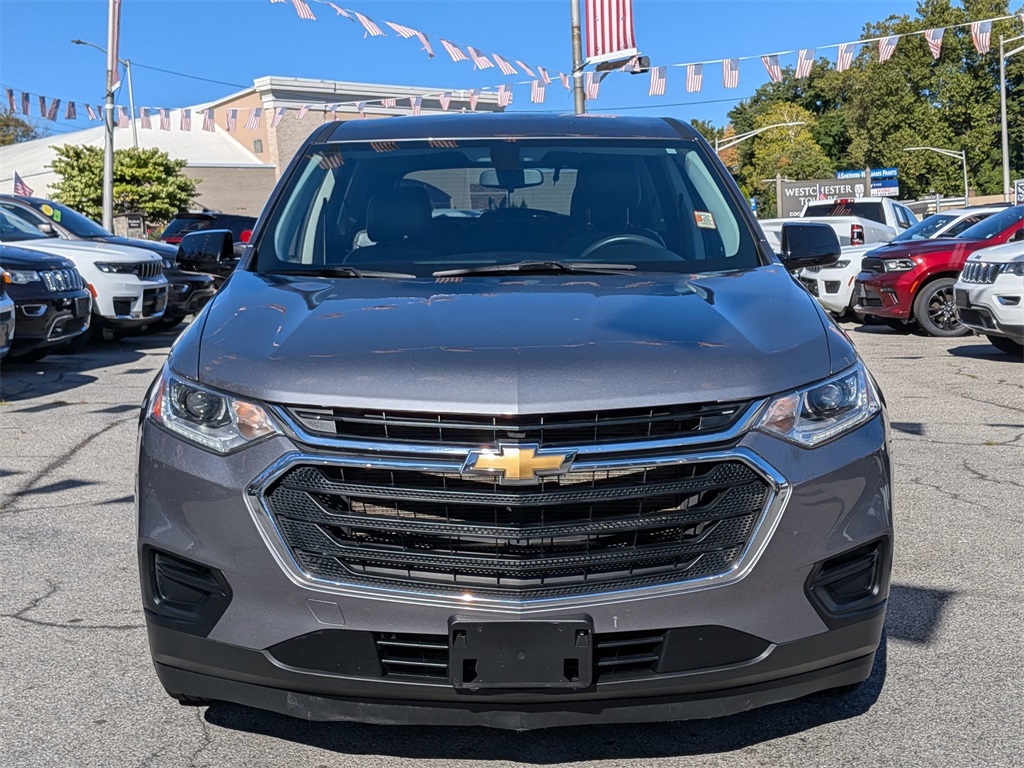 2020 Chevrolet Traverse LS photo 2