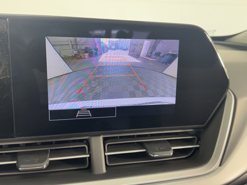 2024 Chevrolet Trax LS photo 31