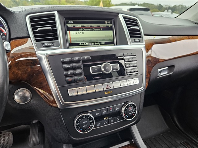 2014 Mercedes Benz GL 550 photo 21