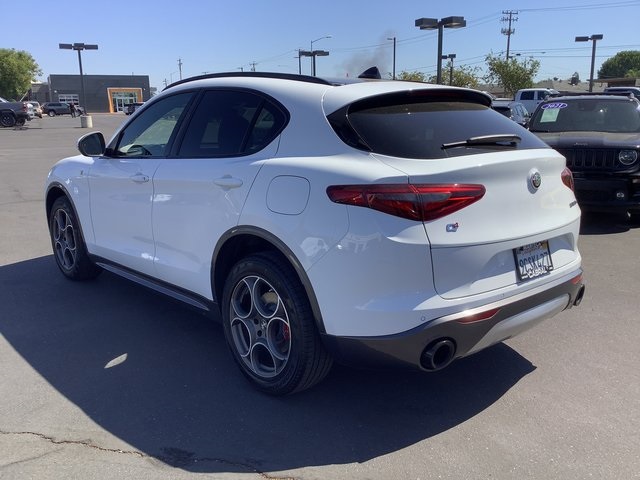 2022 Alfa Romeo Stelvio Ti Sport photo 20